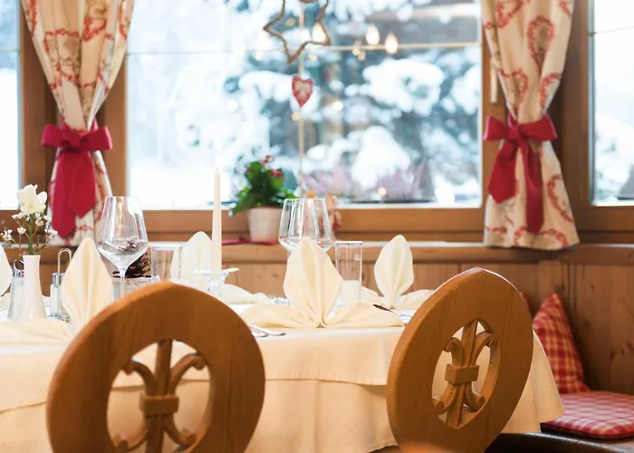 Brunnenhof Отель Нойштифт-им-Штубайталь