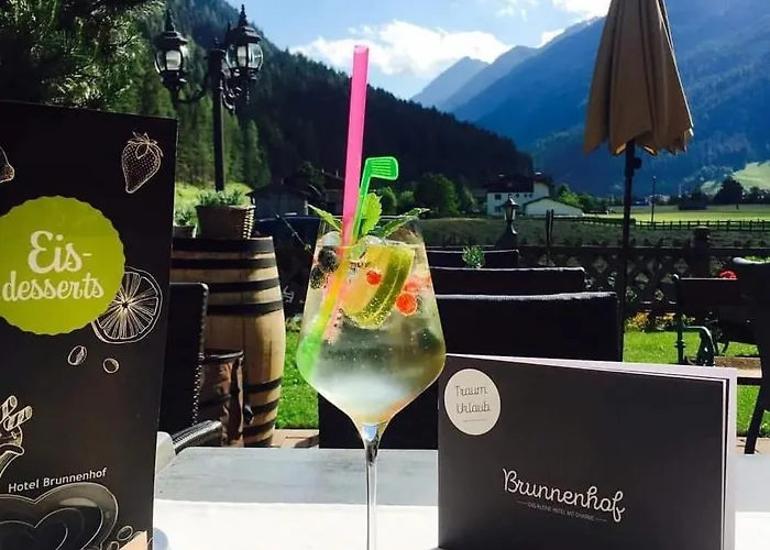 Brunnenhof Отель Нойштифт-им-Штубайталь