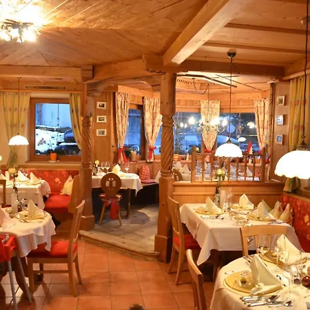 Brunnenhof Отель