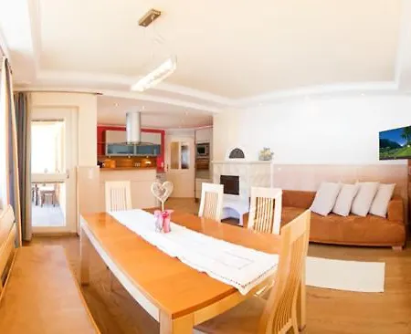 Отель Brunnenhof 3*
