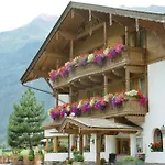Hotel Brunnenhof Neustift im Stubaital
