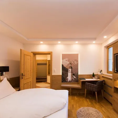 ホテル Brunnenhof 3*