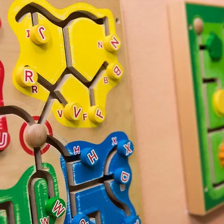 Brunnenhof ノイシュティフト・イム・シュトゥーバイタール