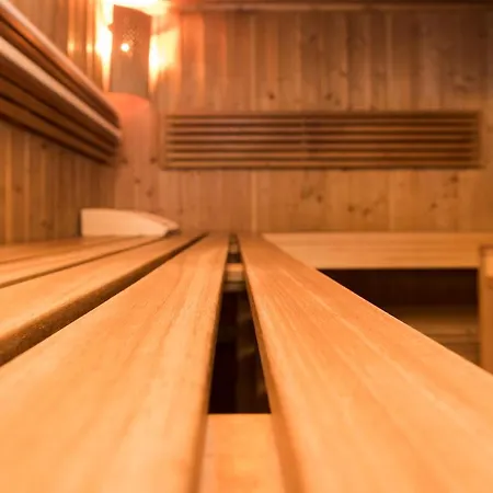 Brunnenhof ノイシュティフト・イム・シュトゥーバイタール