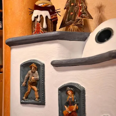 Brunnenhof ノイシュティフト・イム・シュトゥーバイタール